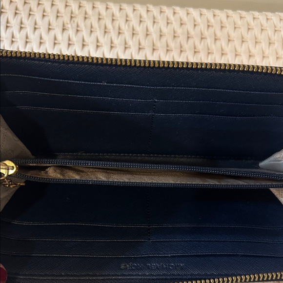 Michael Kors Red and Blue geometric Wallet - Picture 10 of 11